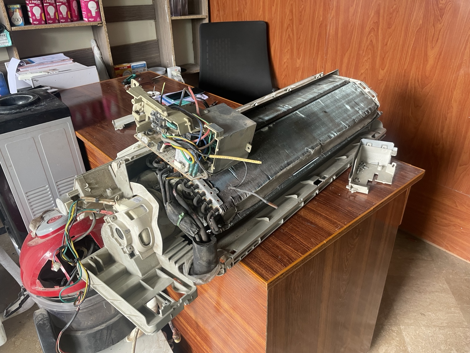 AC repair and service work